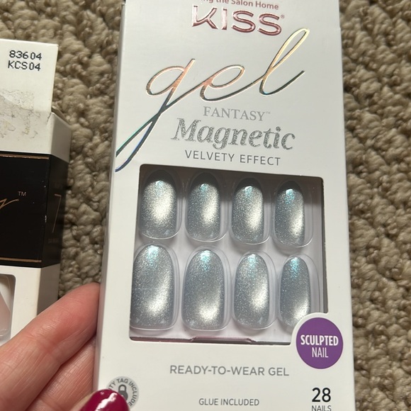 New! Kiss Press-On Nails! - Picture 4 of 7
